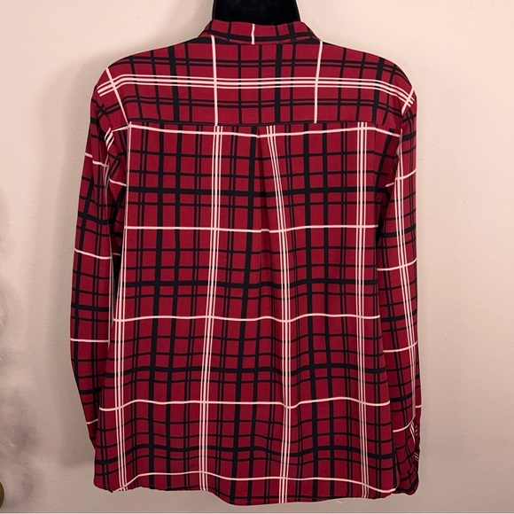 Petite XL Studio Works Red Black White Plaid Button Up Blouse Top Academia Vneck - Picture 11 of 11